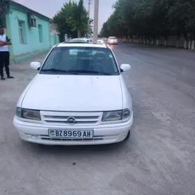 Opel Astra 1992