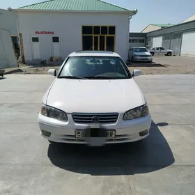 Toyota Camry 2001