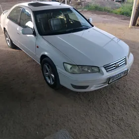 Toyota Camry 1998