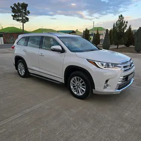 Toyota Highlander 2018