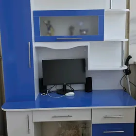 Стол