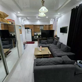  Центр 3 ком 1 эт 90 м² Евро