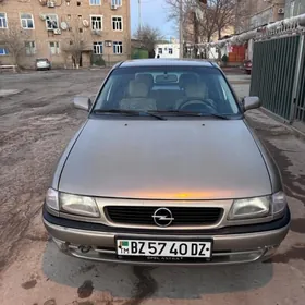 Opel Astra 1996