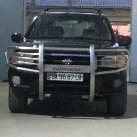 Nissan Pathfinder 2000