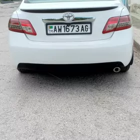 Toyota Camry 2011