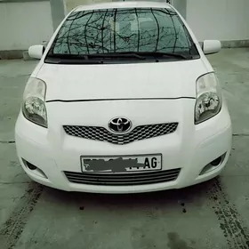 Toyota Yaris 2009