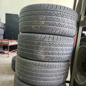 235 40 19 BRIDGESTONE TEKER
