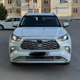Toyota Highlander 2024