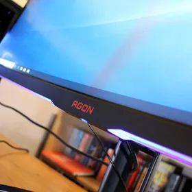 AOC AGON 32lik 144hz