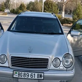 Mercedes-Benz E320 1998