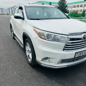 Toyota Highlander 2016