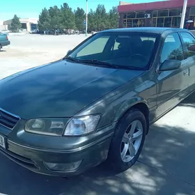 Toyota Camry 2001