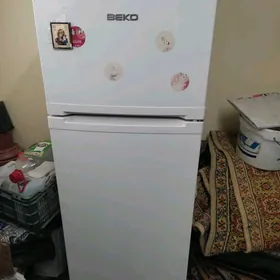 холодильник BEKO
