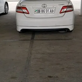 Toyota Camry 2011