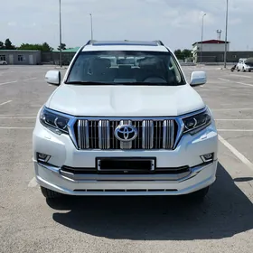 Toyota Land Cruiser Prado 2022