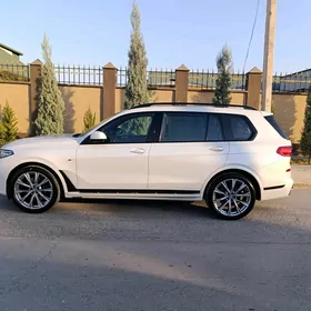 BMW X7 2020