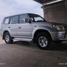 Toyota Land Cruiser Prado 2000