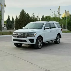 Ford Expedition 2023