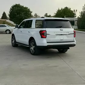 Ford Expedition 2023