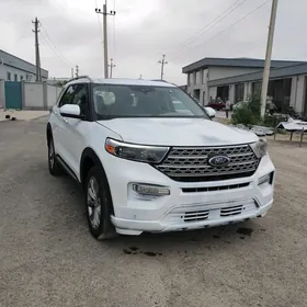 Ford Explorer 2021