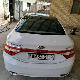 Hyundai Azera 2012