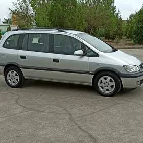 Opel Zafira 2002