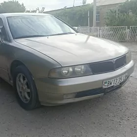 Mitsubishi Diamante 1995