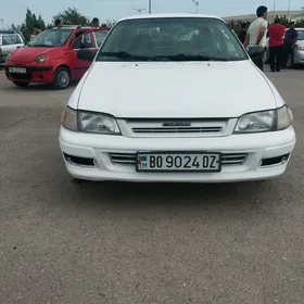 Toyota Carina 1992