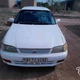 Toyota Corona 1995