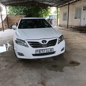 Toyota Camry 2010