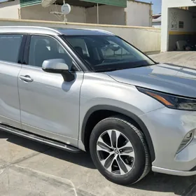Toyota Highlander 2023