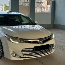 Toyota Avalon 2013