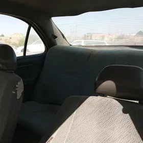Nissan Sunny 1996