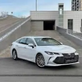 Toyota Avalon 2022