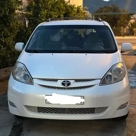 Toyota Sienna 2006