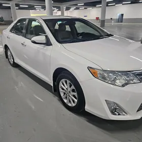 Toyota Camry 2012