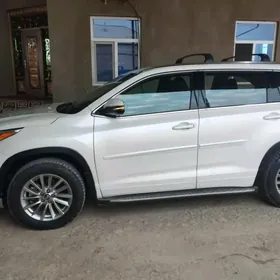 Toyota Highlander 2018