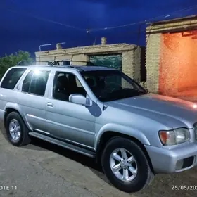 Nissan Pathfinder 2002
