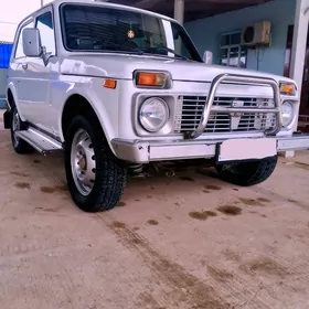 Lada Niva 2008