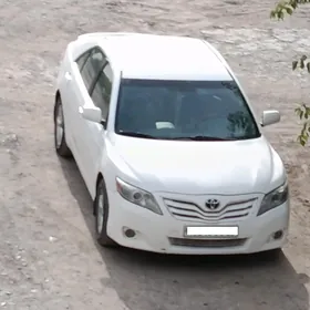 Toyota Camry 2010