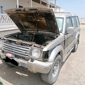 PAJERO MORDA