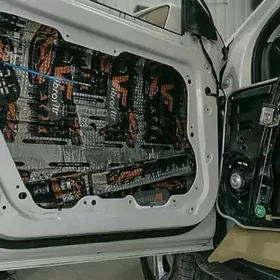 шумоизоляция bezshum auto