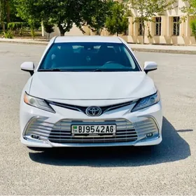 Toyota Camry 2020