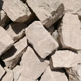 ak daş