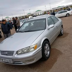 Toyota Camry 1999