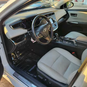 Toyota Avalon 2018