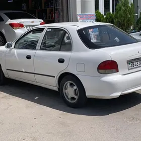 Hyundai Accent 1999