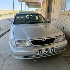 Toyota Avalon 1999