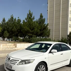 Toyota Camry 2011