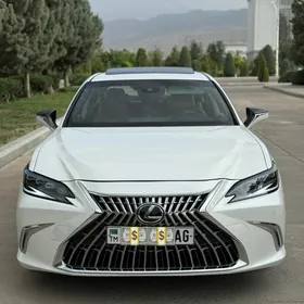Lexus ES 350 2019